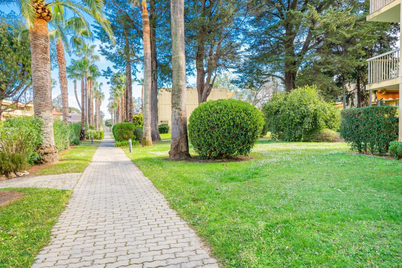 Spacious Apartment At A 5 Min Walk From The Beach Antibes Exteriér fotografie