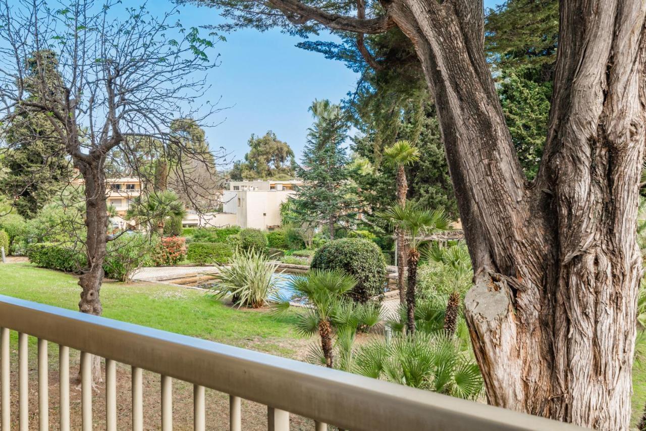 Spacious Apartment At A 5 Min Walk From The Beach Antibes Exteriér fotografie