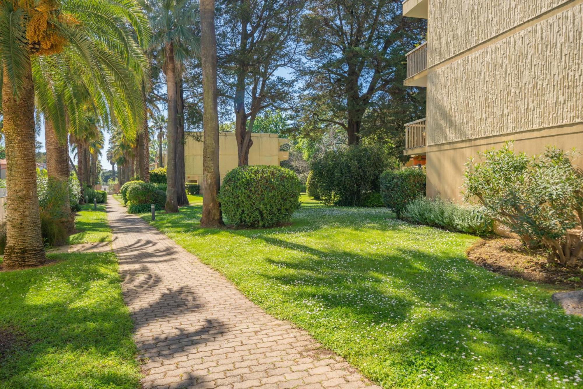 Spacious Apartment At A 5 Min Walk From The Beach Antibes Exteriér fotografie