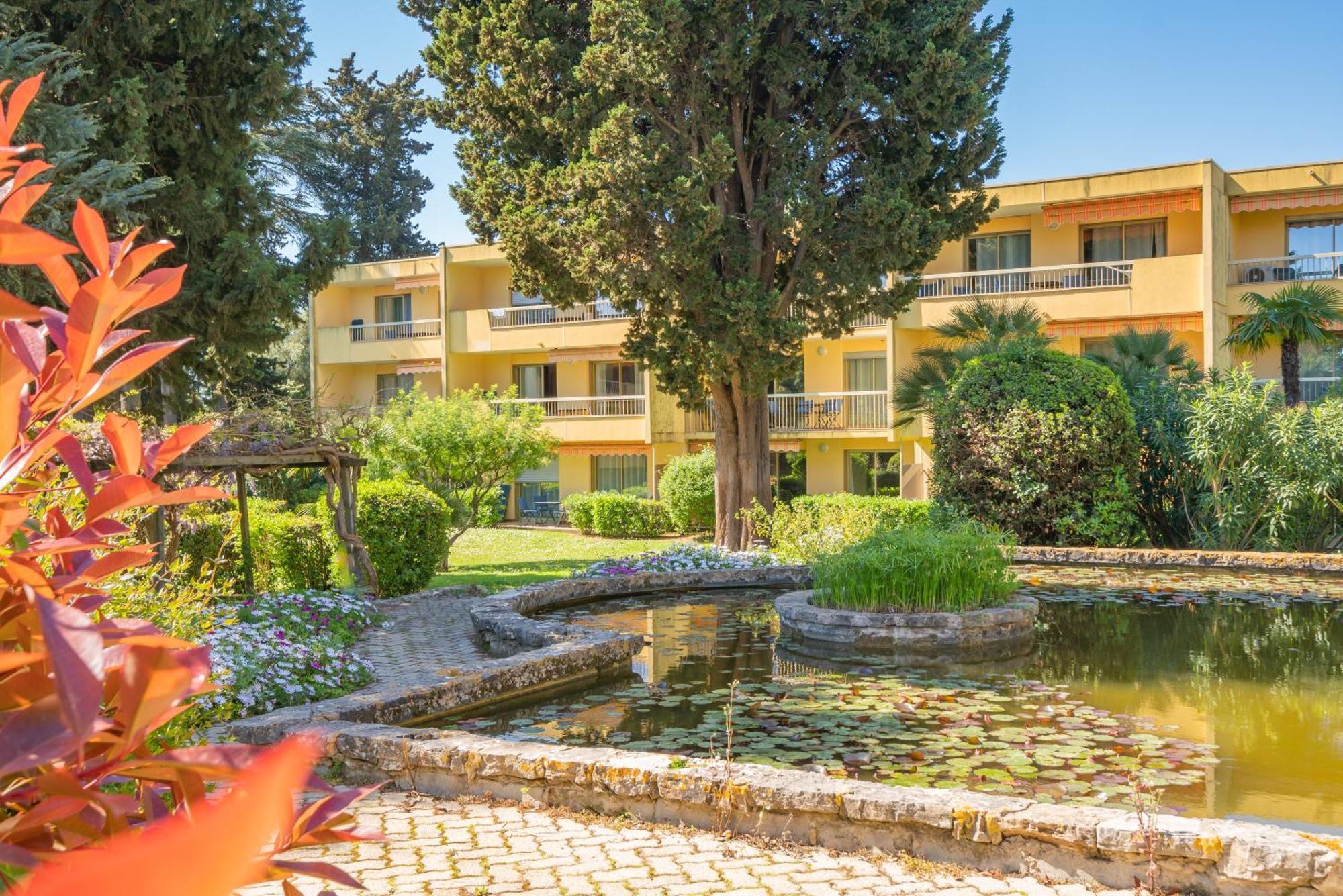 Spacious Apartment At A 5 Min Walk From The Beach Antibes Exteriér fotografie